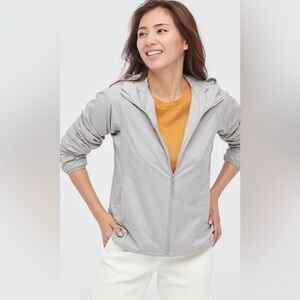 UNIQLO Pocketable/Packable Lightweight UV Protection, Water Resistant Jacket XS